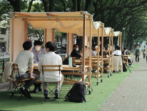 天板・天井シートを組み合わせてカフェや休憩所に