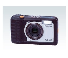 デジタルカメラ　G700